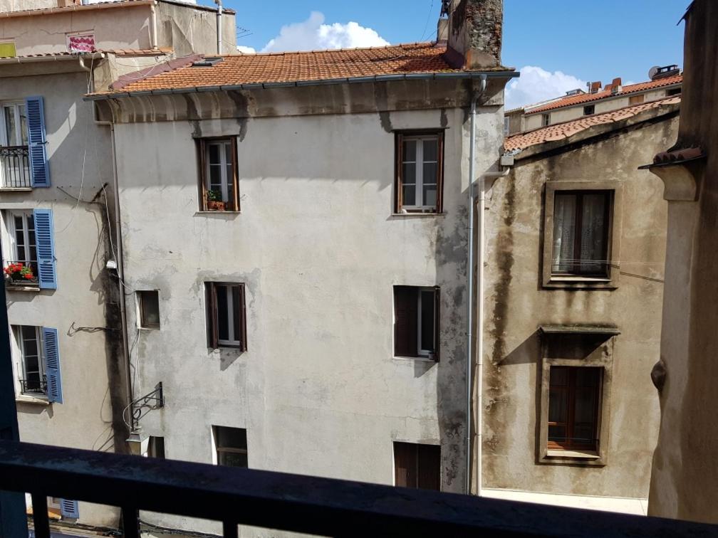 Ajaccio Vielle Ville Imperiale Grand Studio Pour 3 A 4 Personnes A Proximite Du Port Et Des Plus Belles Plages エクステリア 写真
